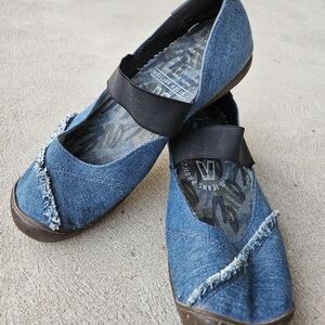 Keen Denim Blue Women's Flats with Black Strap